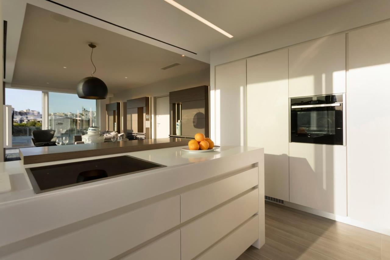 Ueber Lux 2 Bedroom New Penthouse With Acropolis View Athén Kültér fotó